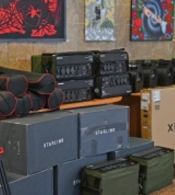 Потужна допомога: з Вараша бійцям на фронт передали обладнання на 800 тисяч гривень