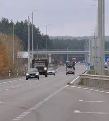На двох автодорогах Полтавщини обмежили рух вантажівок
