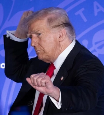 Зеленський запросив Трампа до Києва
