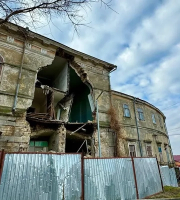 В Одесі обвалилася стіна