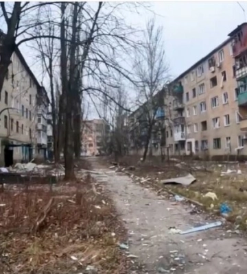 Понад 1100 людей все ще залишаються в Авдіївці (відео)