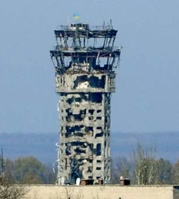 Киборги выстояли, не устоял бетон: в Украине чтят защитников Донецкого аэропорта