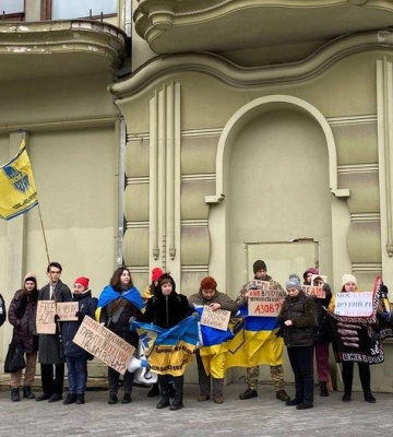 &quot;Не мовчи! Полон вбиває!&quot;: в Одесі відбулась чергова акція на підтримку військовополонених