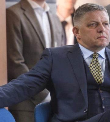 Шмыгаль встретится с пророссийским премьером Словакии: подробности