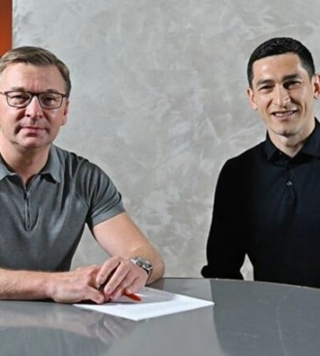 Степаненко підписав новий контракт з Шахтарем