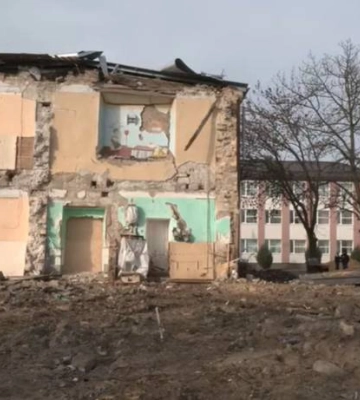 Замість двох корпусів – руїни. У Миколаєві триває відновлення ліцею № 60