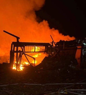 Росіяни завдали ракетних ударів по логістичній компанії в Селидовому: є пошкодження