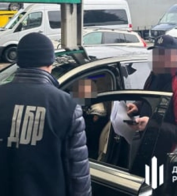 Повідомлено про підозру 12 особам у справі про розкрадання земель Київської ГЕС. Відео