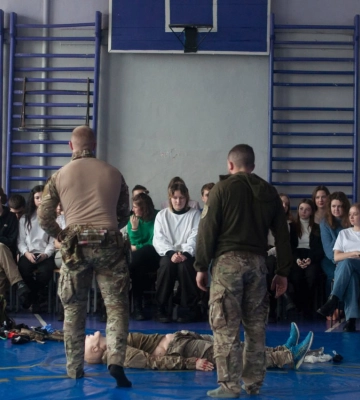 Черкаських школярів навчали надавати домедичну допомогу (ВІДЕО)