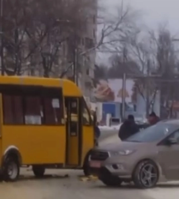 У Сумах сталася ДТП за участю маршрутки