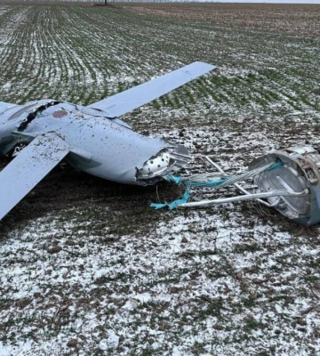 Над Дніпропетровщиною збили три дрони, уламки пошкодили підприємство