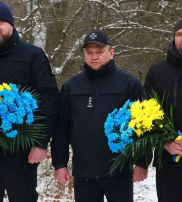 У Запорізькій області вшанували пам’ять українських захисників, які віддали життя за вільну, незалежну державу