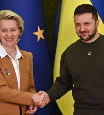 ЄС розробляє новий план для збільшення військової допомоги Україні: про яку суму йде мова