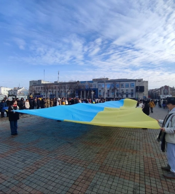 Рівняни створювали живий ланцюг