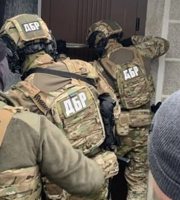 Розтрата, неякісні бронежилети та форма: семи посадовцям Міноборони повідомили про підозру