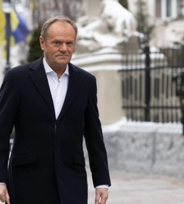 Туск порадив менше слухати Путіна