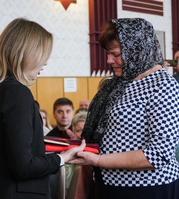 Відзнаки загиблих військових із Черкащини передали їхнім рідним