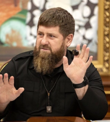 Кадиров був у Маріуполі, злякався дрона та втік - Андрющенко