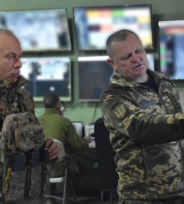 Сирський: Ситуація на Сіверському та Бахмутському напрямках залишається вкрай напруженою