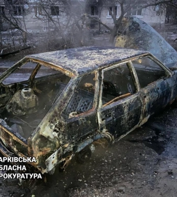 Ворожий обстріл Куп&#039;янська: чоловік живцем згорів в автівці, прокуратура розпочала розслідуваннчя