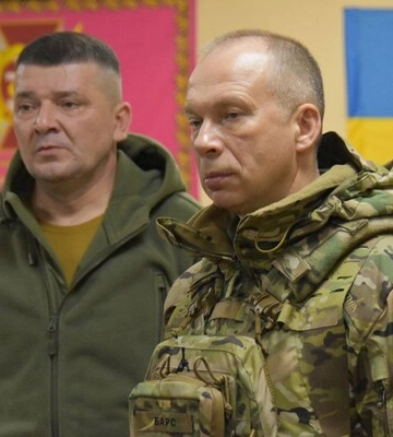 Командувач Сухопутних військ ухвалив рішення щодо оборони на двох напрямках