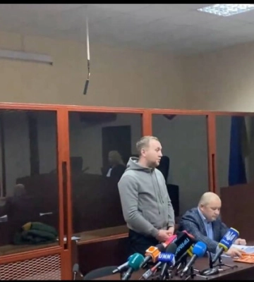 Роман Гринкевич прибув до суду (відео)