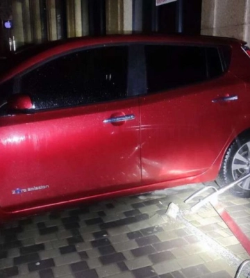 У Дніпрі чоловік намагався викрасти автомобіль таксі