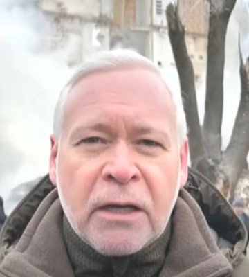 Терехов повідомив про 3 загиблих у Харкові, на місці “прильоту” гасять вогонь