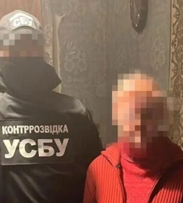 Жінку, яка &quot;полювала&quot; за бронетехнікою ЗСУ під Бахмутом, затримано на Донеччині, - СБУ. ФОТОрепортаж