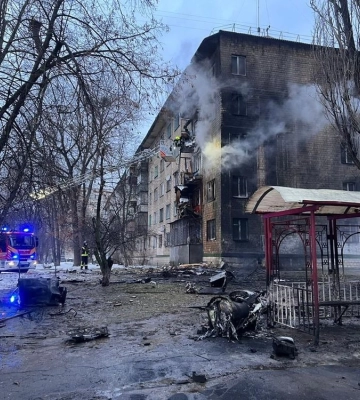Удар по Харкову: є загиблі, моторошні кадри наслідків