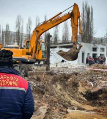В Харькове магистраль и коллектор водоканала повреждены из-за ударов РФ 