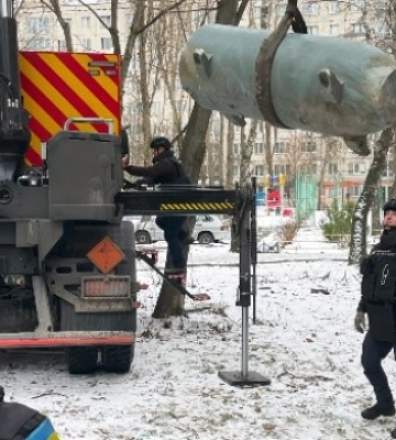 Сапери безпечно вилучили бойову частину ракети, яка впала у Святошинському районі