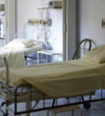 На Волині восьмеро людей з коронавірусом госпіталізували до лікарні
