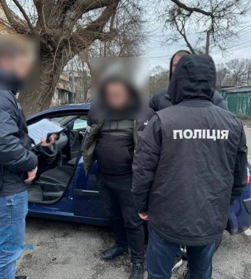 $2000 за закрытие админдела: в Одессе задержан адвокат-бывший помощник судьи, фото