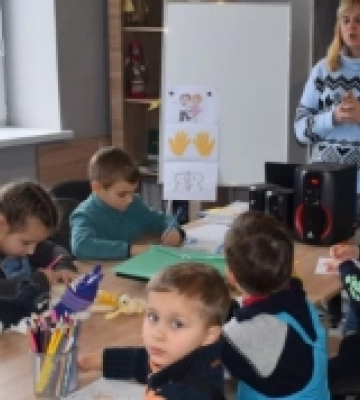 У Сваляві дітей з Луганщини вчитимуть англійської