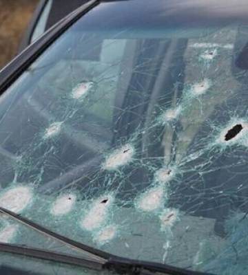 Російська ДРГ розстріляла авто на Чернігівщині: Загинув чоловік