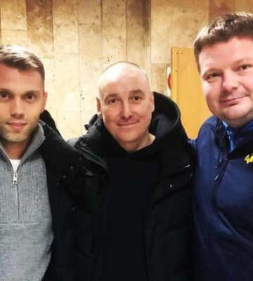 Підтримав команду рідного Херсона: зірковий динамівець відвідав хокейний матч у Києві