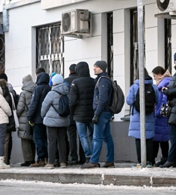 Подписи против Путина. Очереди в поддержку нового кандидата Подписи против Путина. Очереди в поддержку нового кандидата