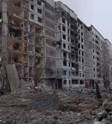 У Харкові під завалами багатоповерхівки знайшли тіло дев&amp;#039;ятирічної дівчинки. Відео