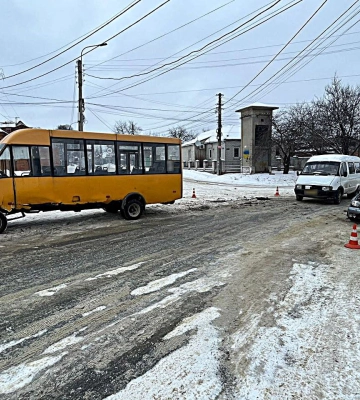 У Сумах водійка врізалася в маршрутку: постраждала 7-річна дитина