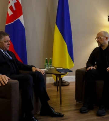 &quot;На порядку денному – двосторонні відносини&quot;: прем’єр-міністр Словаччини Фіцо прибув із візитом до Ужгорода. Відео