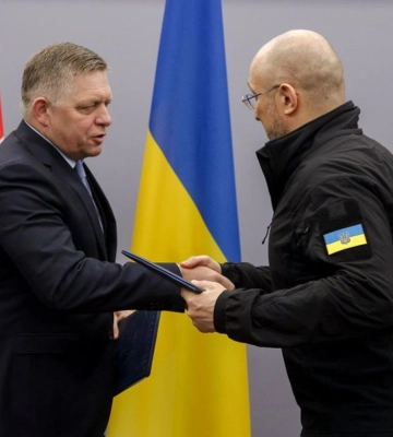 &quot;На порядку денному – двосторонні відносини&quot;: прем’єр-міністр Словаччини Фіцо прибув із візитом до Ужгорода. Відео