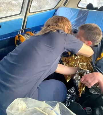 У Дніпрі чоловік провалився під кригу