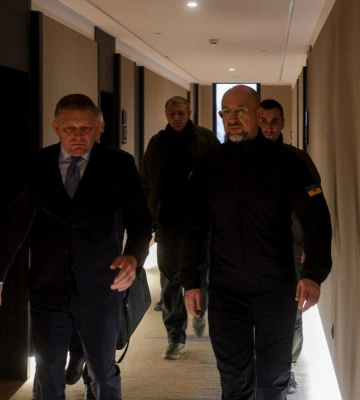 Шмыгаль после встречи с Фицо призвал правительство Словакии снять односторонние ограничения на импорт украинской агропродукции