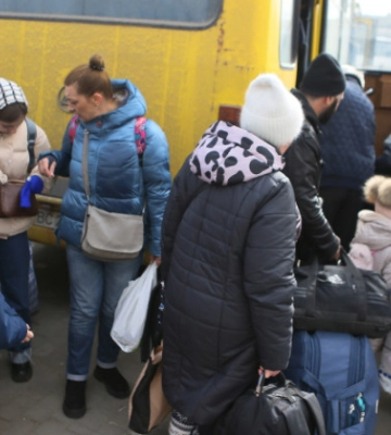 Примусова евакуація родин із дітьми з Донеччини: перелік населених пунктів розширили