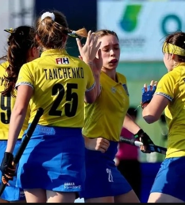 Сумські хокеїстки вийшли у плейоф чемпіонату світу