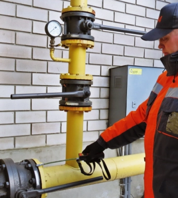 Невідомий перекрив засувку: у місті на Волині понад 20 квартир залишилося без газу