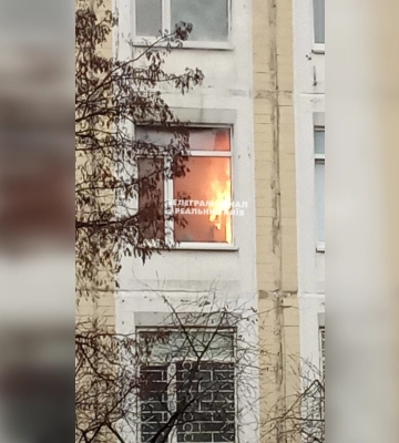 В Киеве на Позняках произошел пожар в школе: подробности и видео