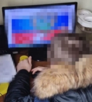 СБУ затримала хакера, який готував кібератаки на урядові сайти України та наводив російські ракети на Харків