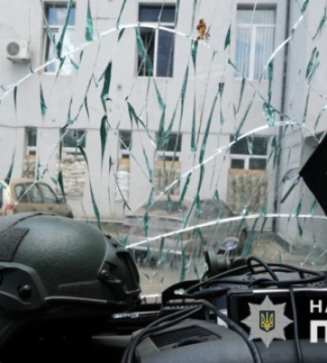 «Білі янголи» під обстрілами евакуювали з Авдіївки ще двох людей